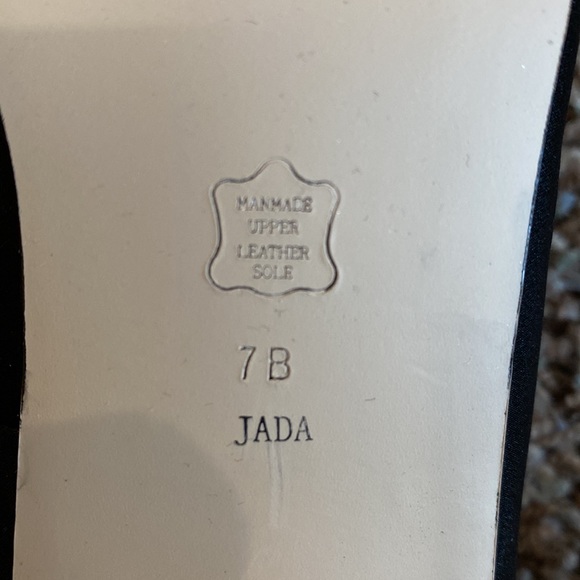 Michelangelo size 7: Black sequence detailed pumps - Picture 5 of 7